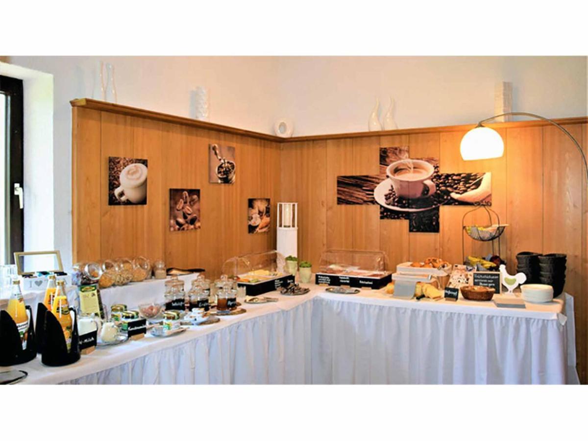 Pension An Der Linde Bad Birnbach Bagian luar foto